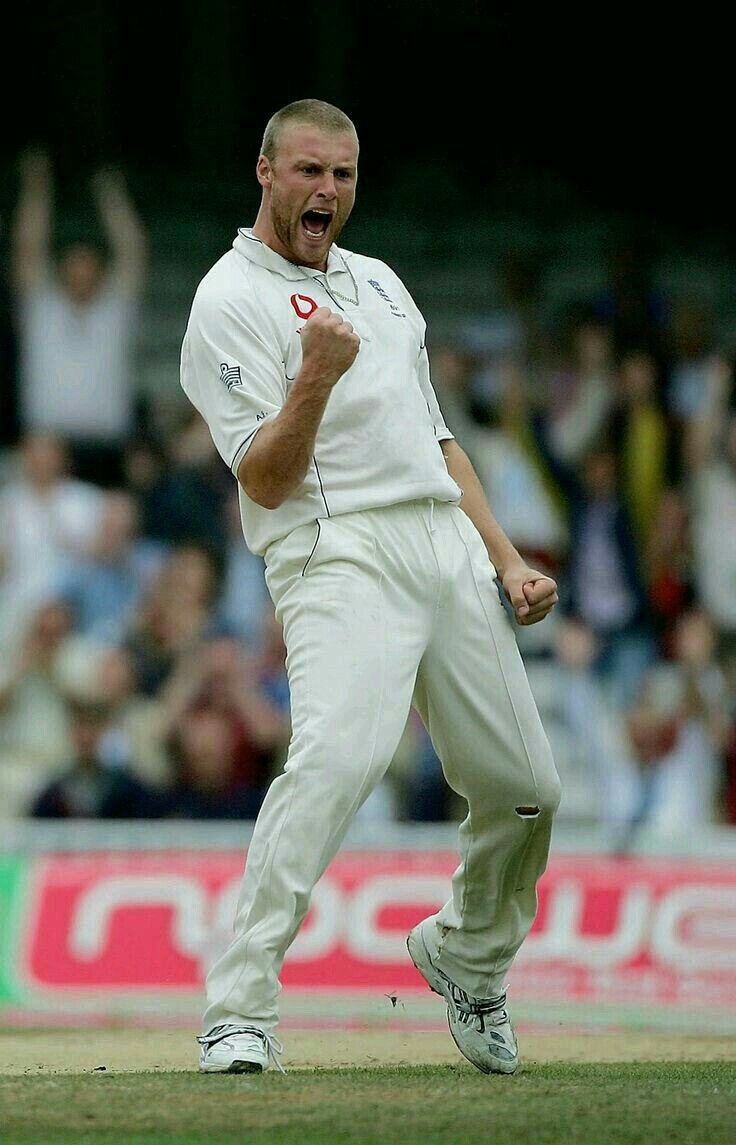 Flintoff Celebrating a wicket in ASHES Cricket match