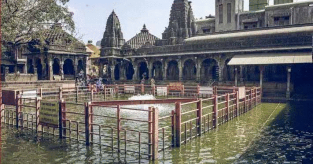 Kushavarta Kund